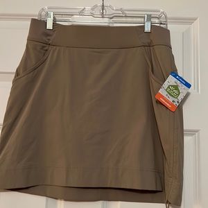 Columbia khaki Skort